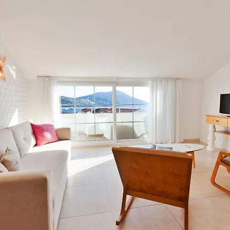 302 Apartament Kalkan